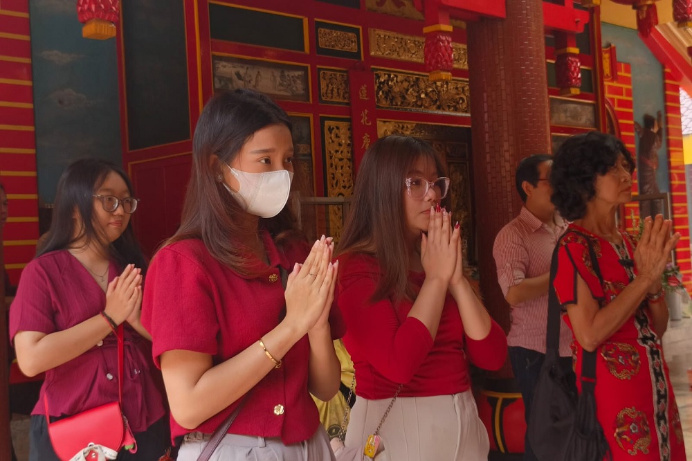 Tridharma Community Celebrates Chinese New Year 2577 at Eng An Kiong Temple: Welcoming the Year of the Fire Horse