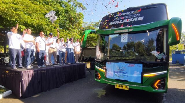 Perum Jasa Tirta I Sends Off 377 Free Mudik Participants to 9 Cities in Java for Lebaran 2026