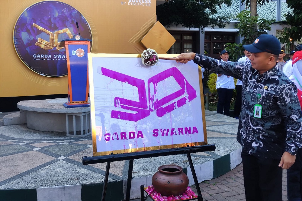 SMK PGRI 3 Malang Welcomes 987 New Students with Garda Swarna 39 Theme