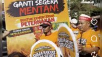 Solo Chicken Farmers Smash Eggs in Protest Over Crashing Prices