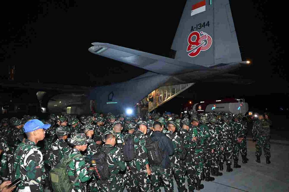 200 TNI Personnel Deployed from Malang to Fight West Kalimantan Fires