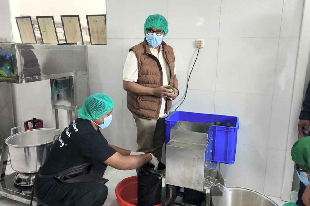 Batu Mayor Praises Local MSME for Turning Fruit Vinegar Products into Export Success