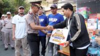 the Aremania field coordinator Malang Police Provide UMKM Carts to Support Aremania Field Coordinators